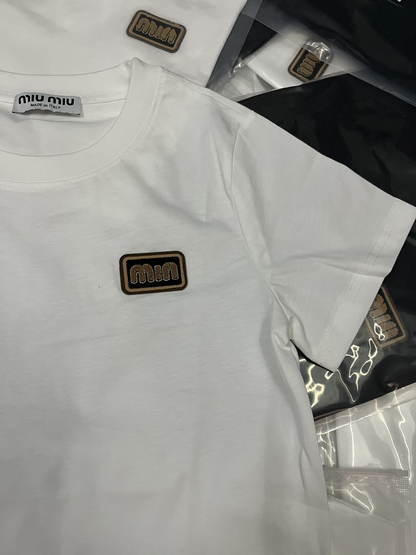 MIU womenswear fashion t-shirt