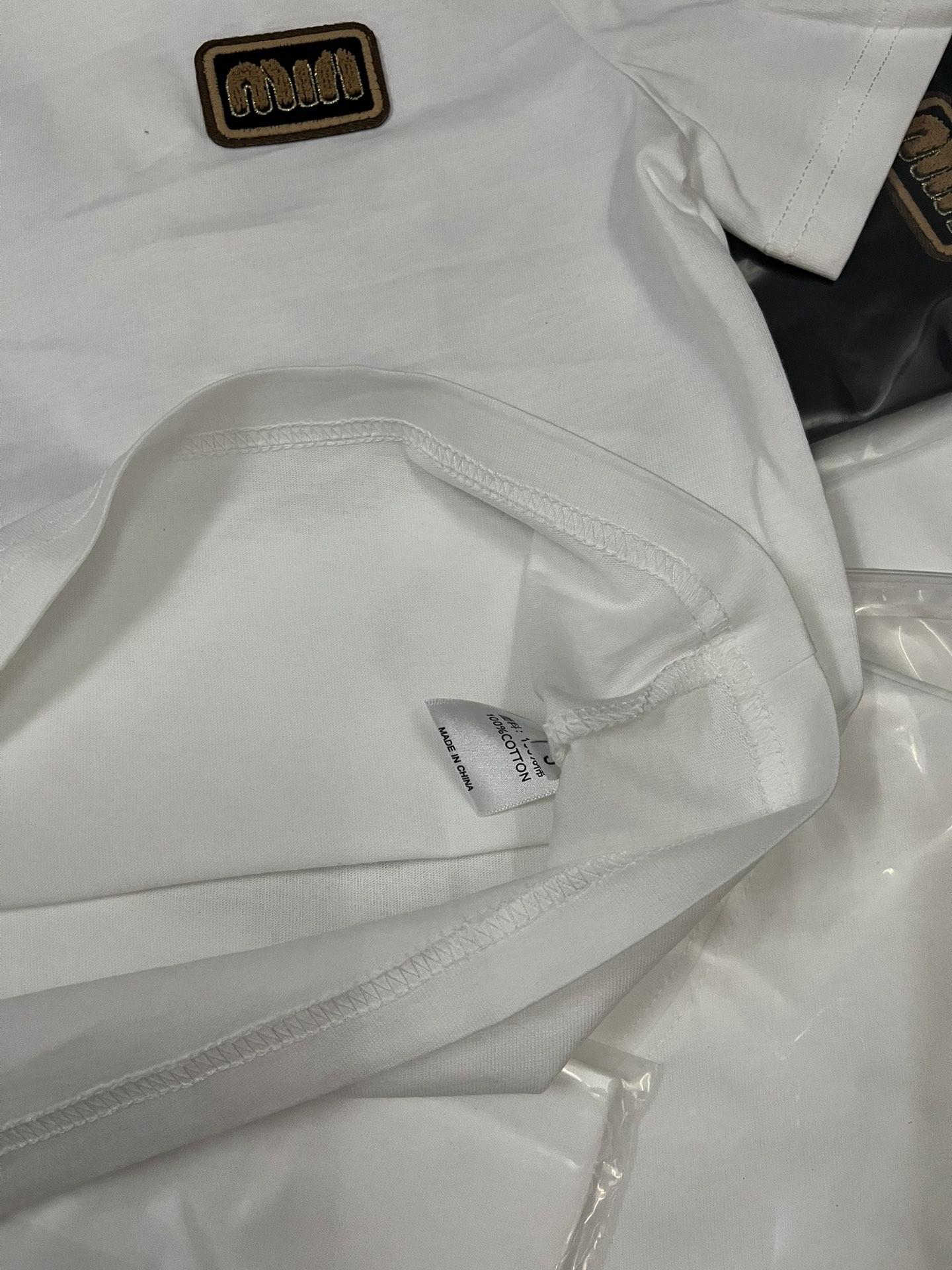 MIU womenswear fashion t-shirt