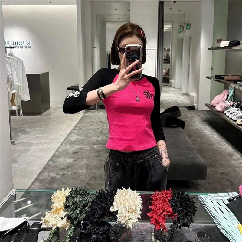 womenswear Rose red Sanskrit printed seven-point long sleeves