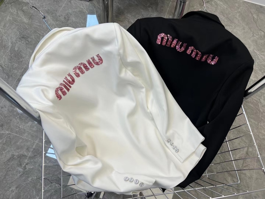 MIU womenswear New blazer （suit）