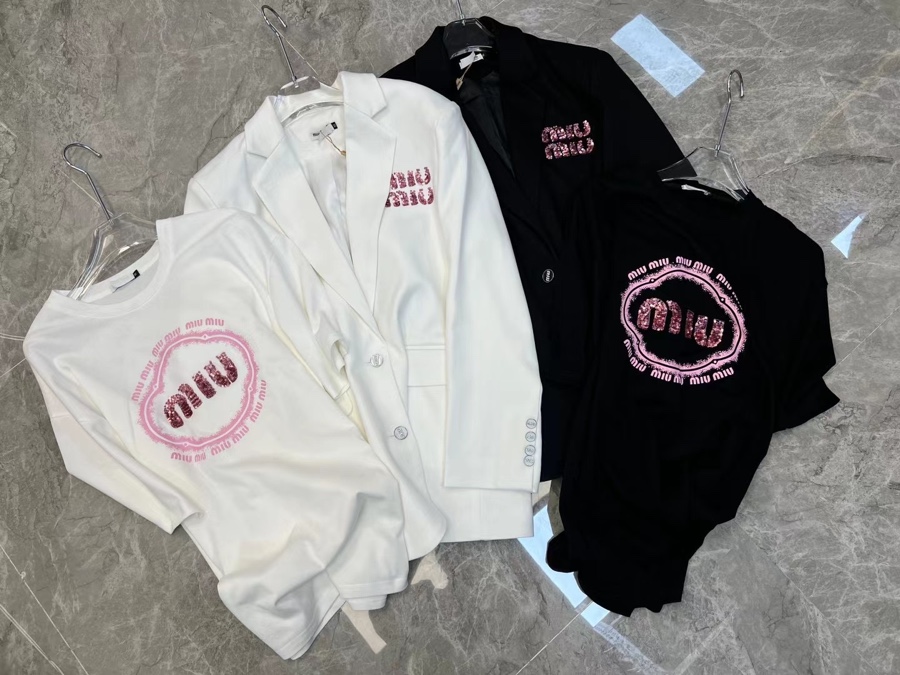 MIU womenswear New blazer （suit）