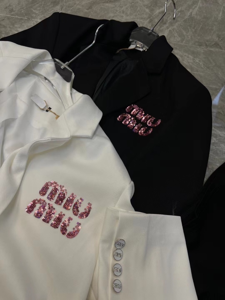 MIU womenswear New blazer （suit）
