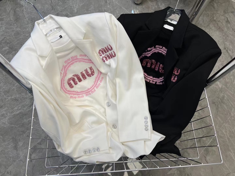 MIU womenswear New blazer （suit）