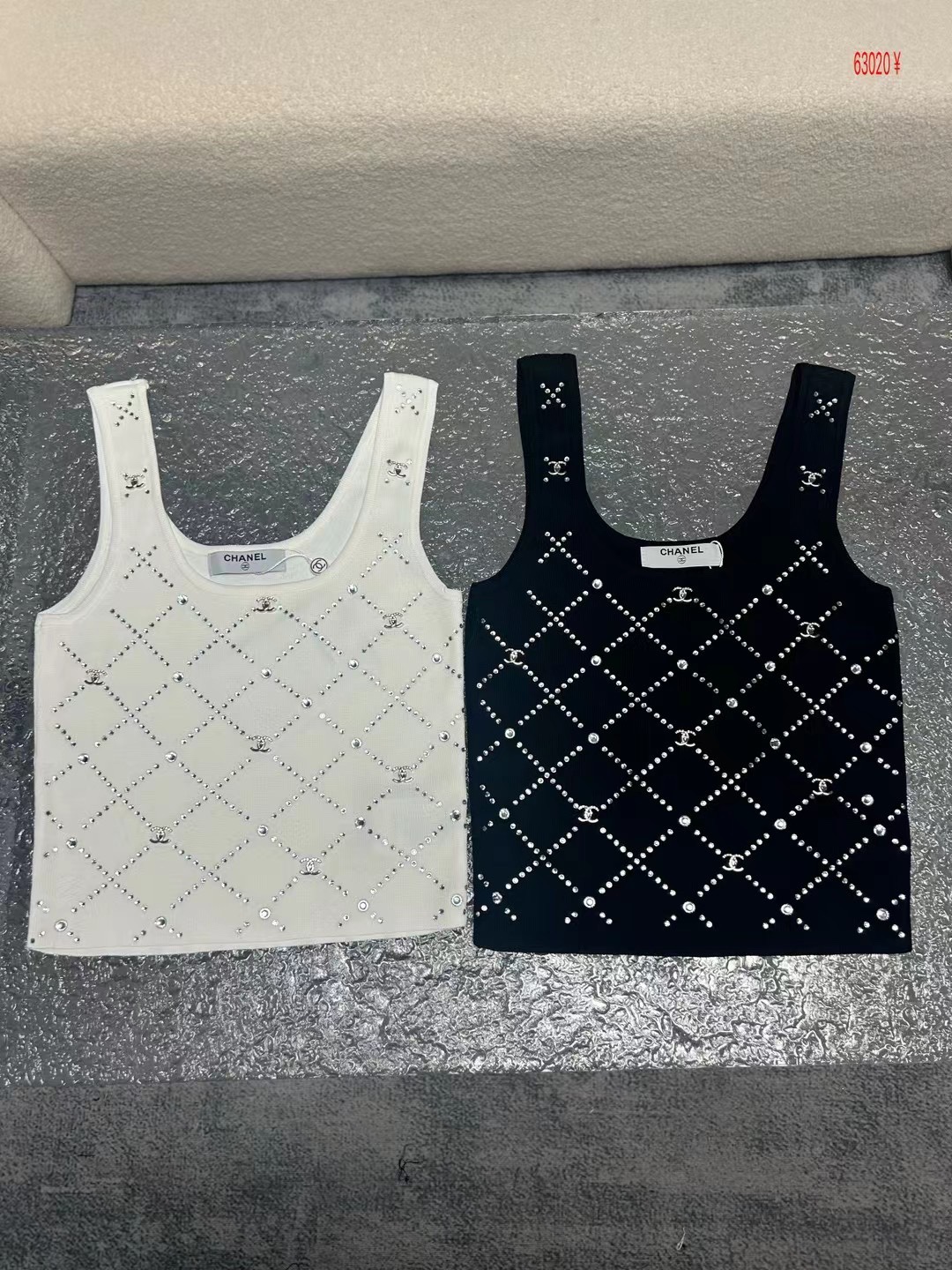 C-L womenswear Full pressure diamond logo vest