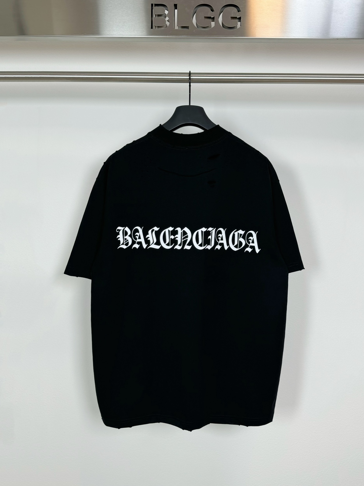 B-A womenswear Wash the LOGO on the back and grind it to make an old short-sleeved T-shirt.