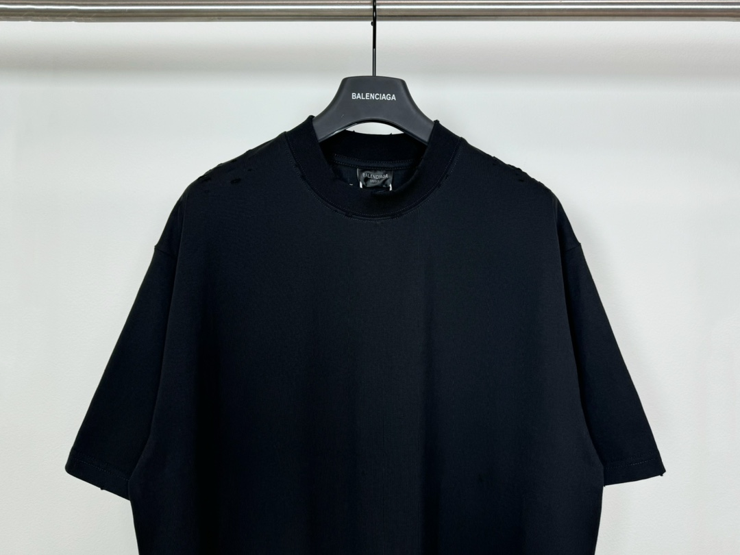 B-A womenswear Wash the LOGO on the back and grind it to make an old short-sleeved T-shirt.