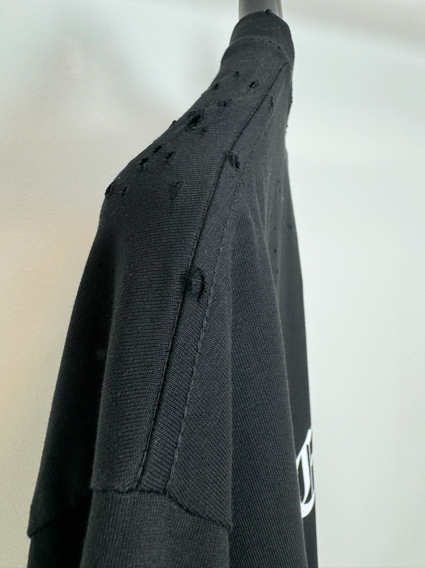 B-A womenswear Wash the LOGO on the back and grind it to make an old short-sleeved T-shirt.