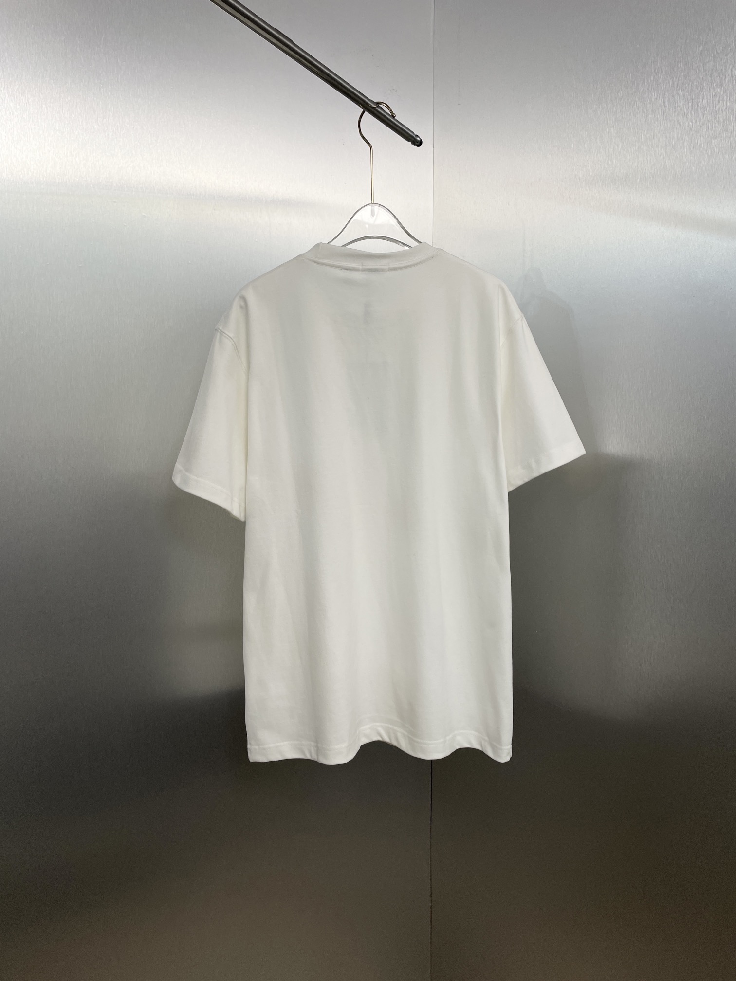 P-A womenswear Triangle logo short sleeve