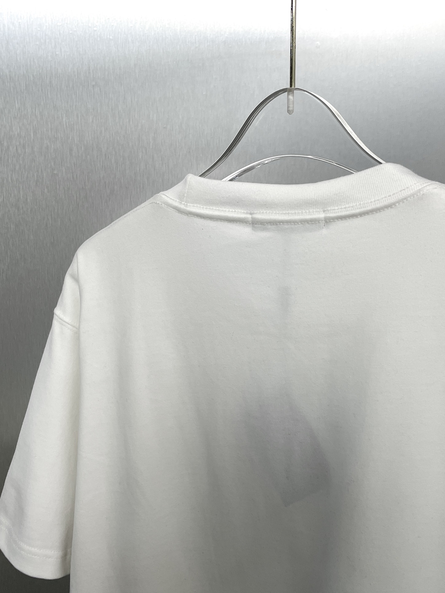 P-A womenswear Triangle logo short sleeve