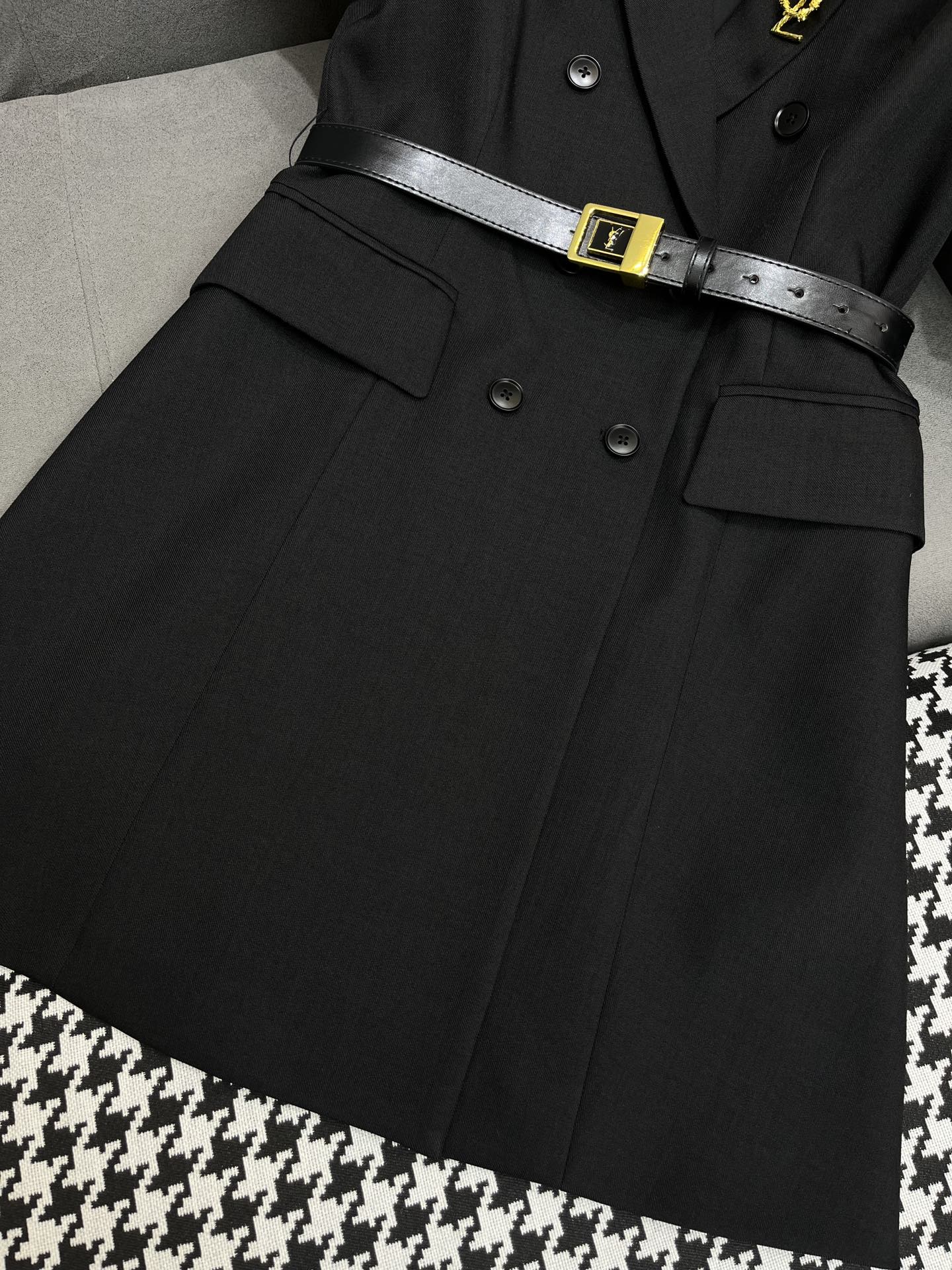 YS-L womenswear New short-sleeved suit dress