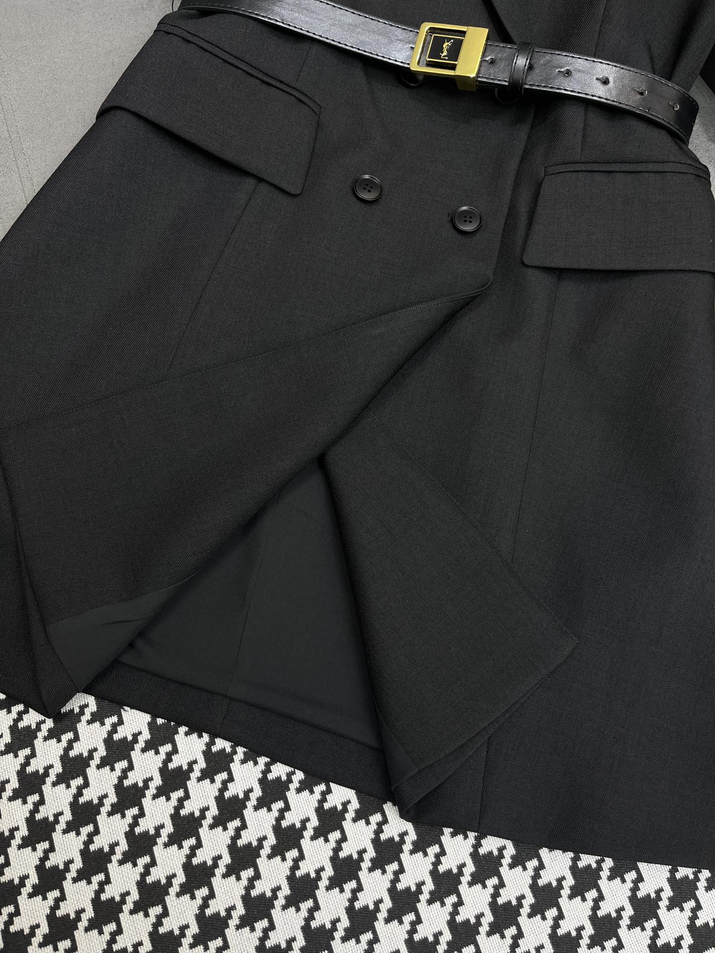 YS-L womenswear New short-sleeved suit dress