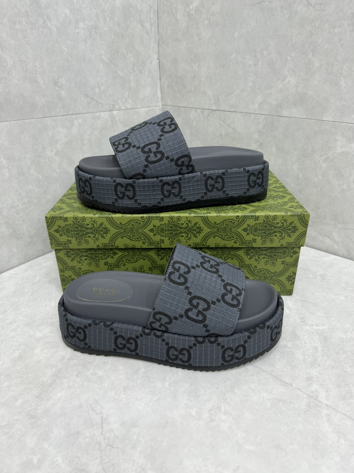 G-G Women's shoes Thick soled sandals