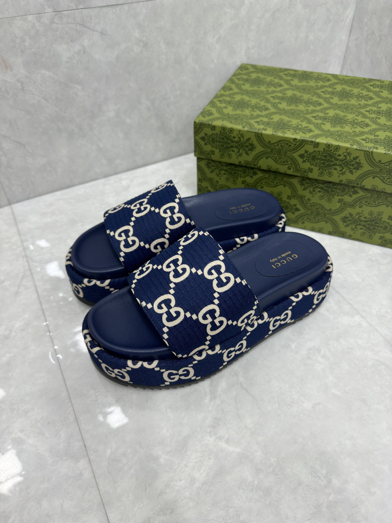 G-G Women's shoes Thick soled sandals