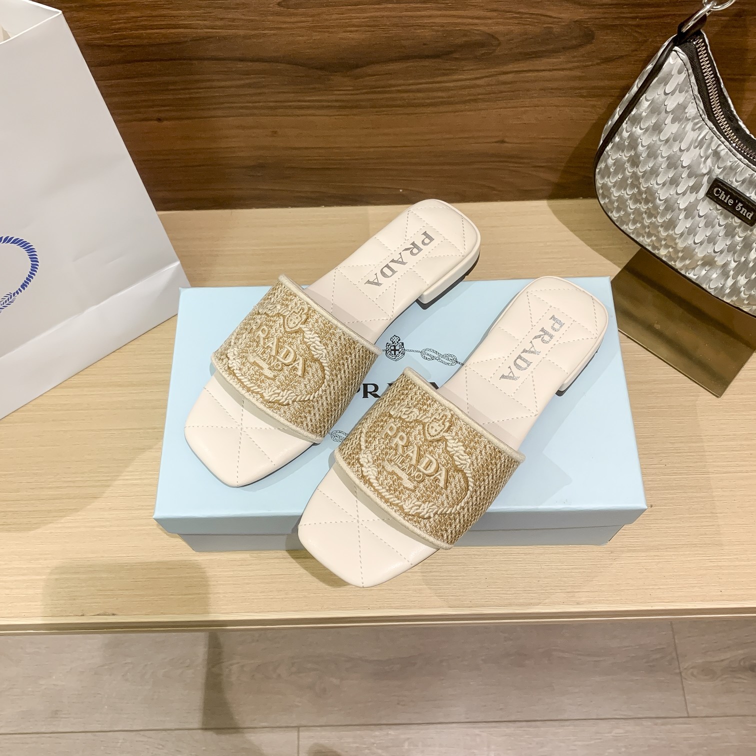 P-A Flat embroidered slippers