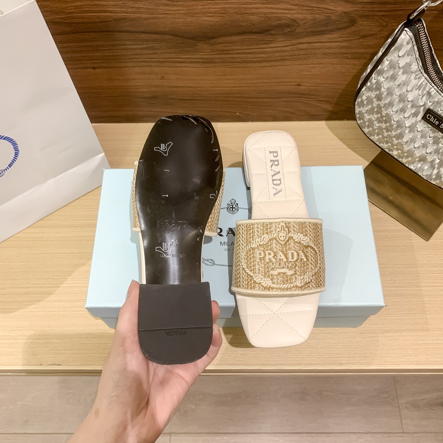 P-A Flat embroidered slippers