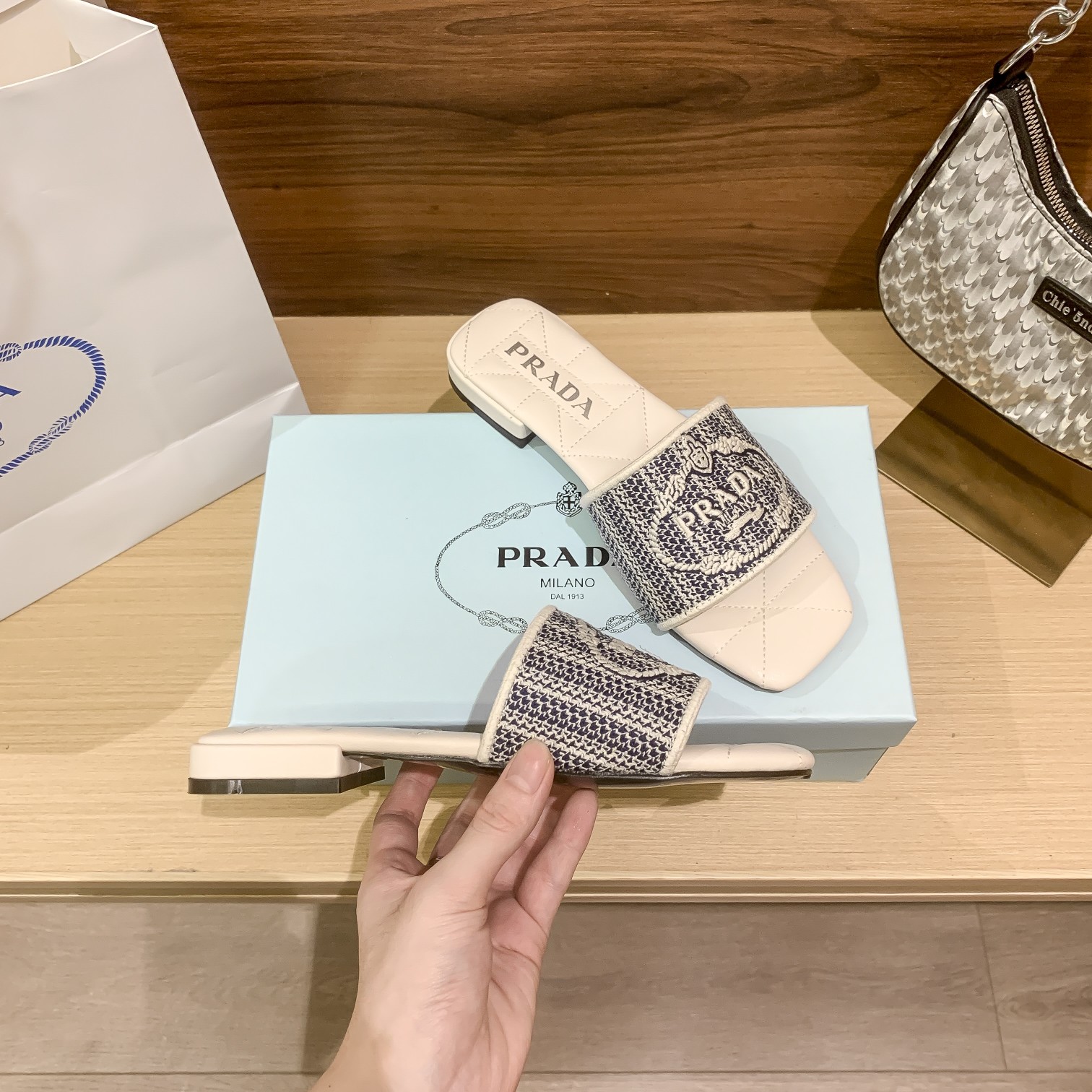 P-A Flat embroidered slippers