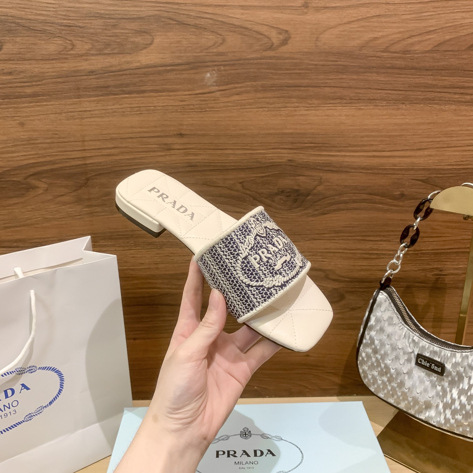 P-A Flat embroidered slippers