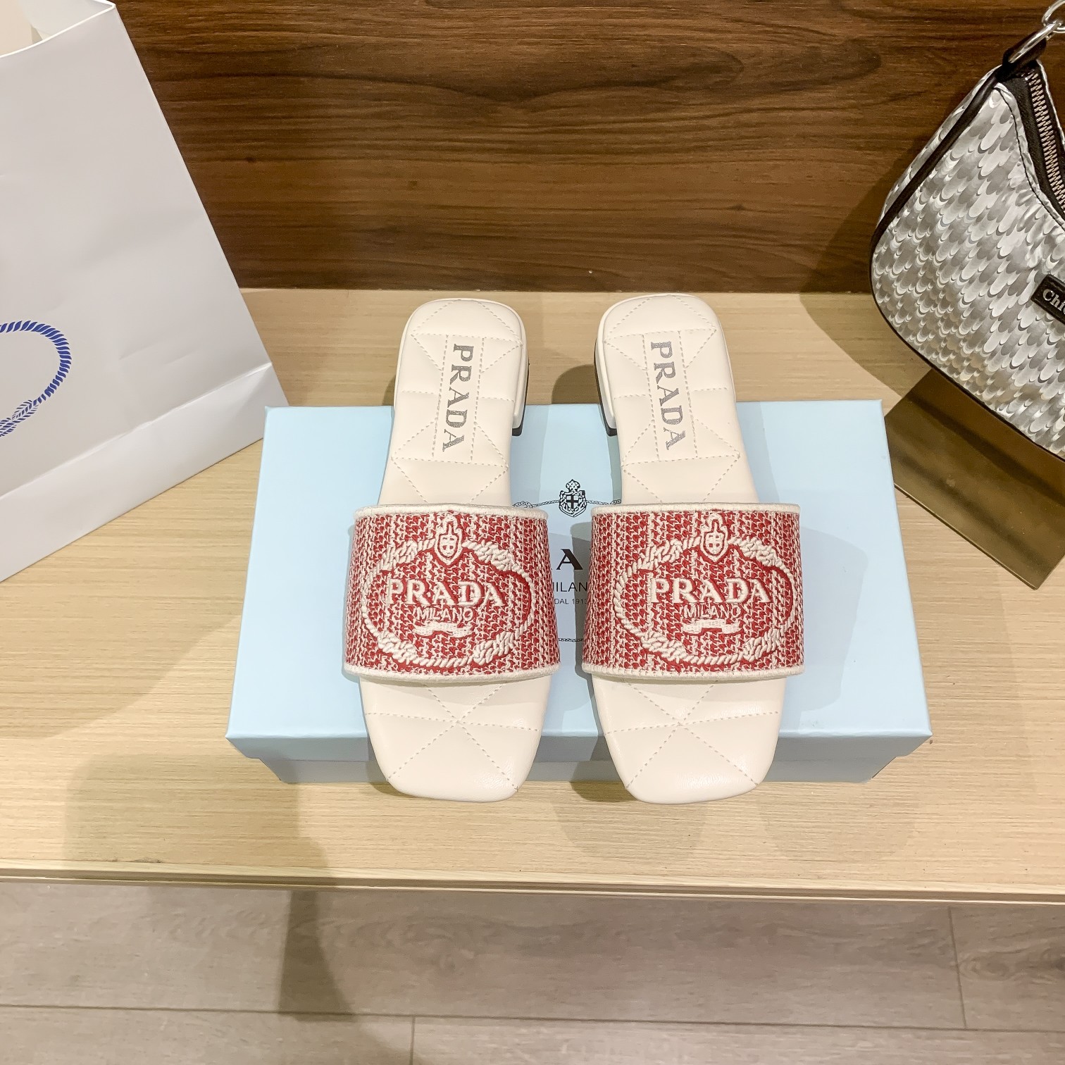 P-A Flat embroidered slippers