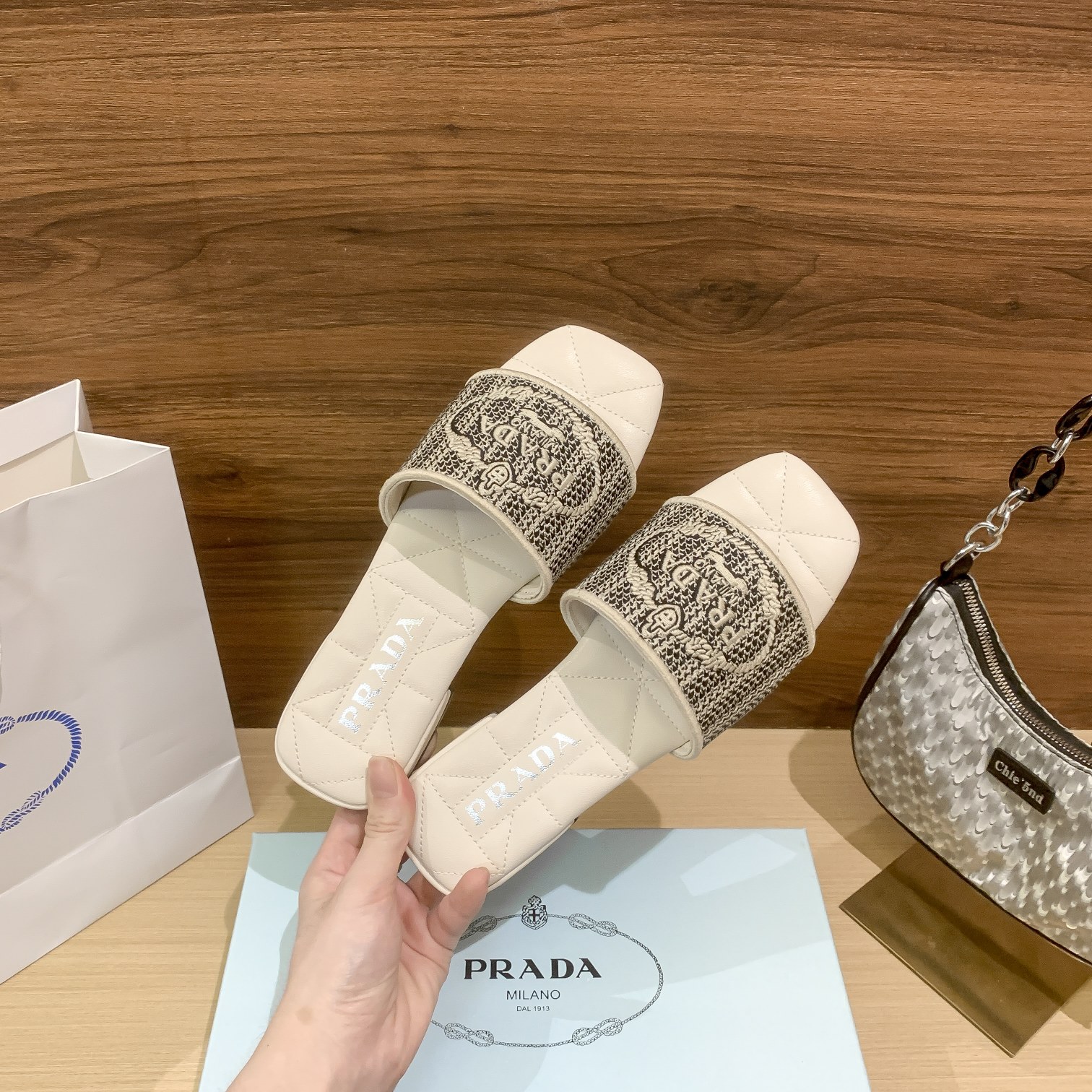 P-A Flat embroidered slippers