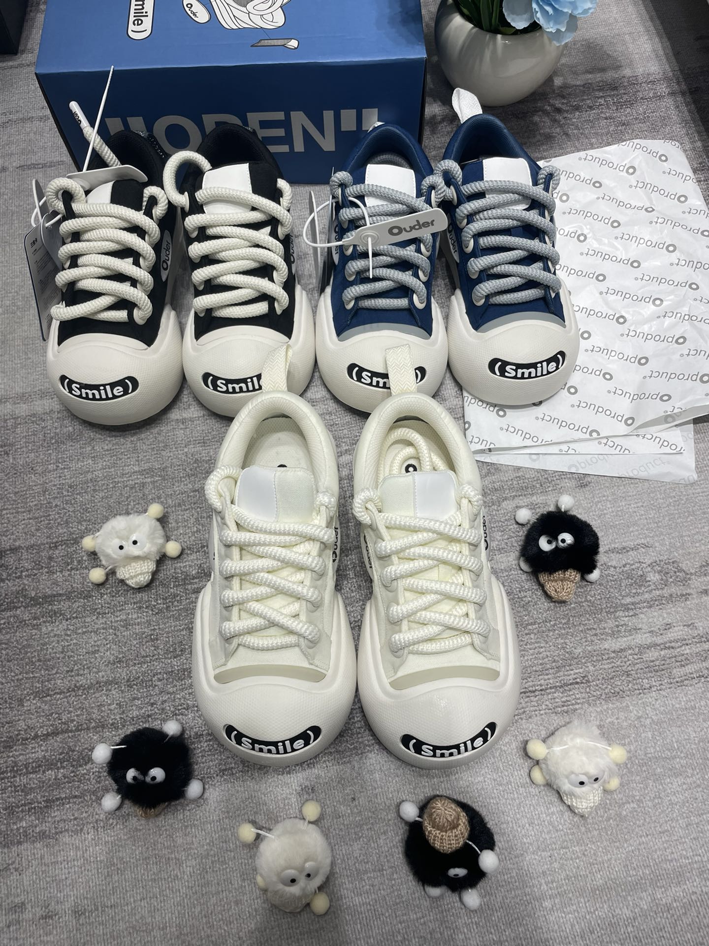 Smile leisure shoes