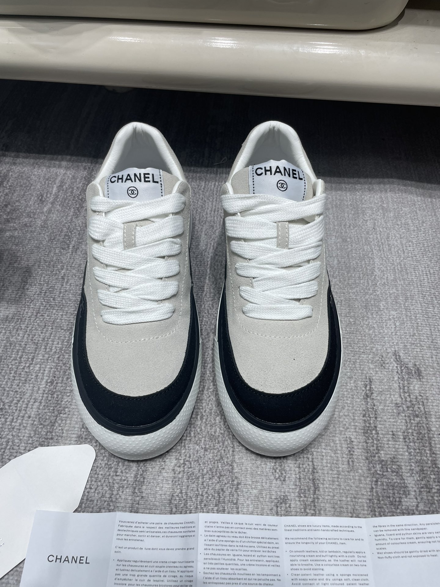 C-L Thick-soled color matching sneakers
