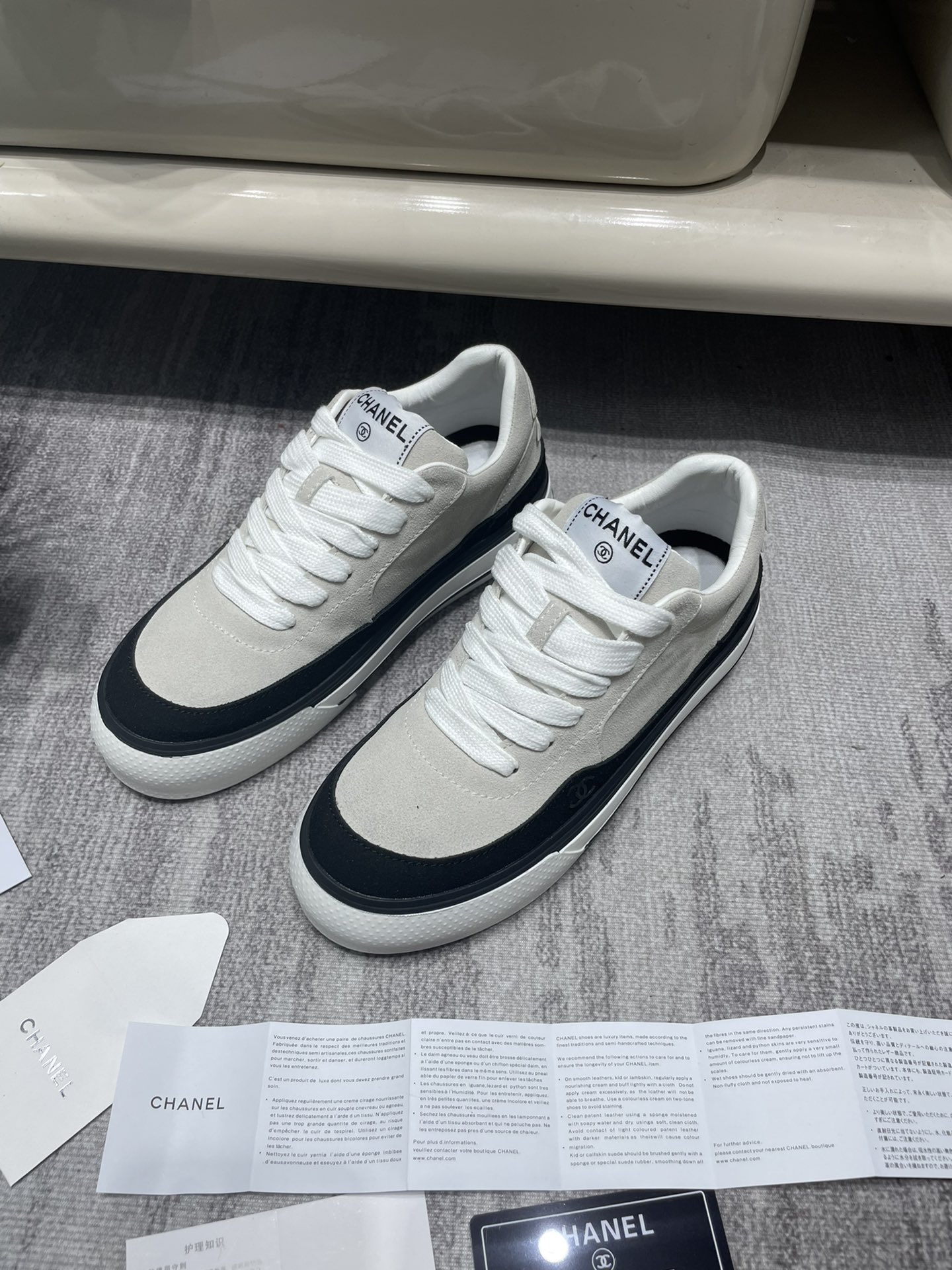 C-L Thick-soled color matching sneakers