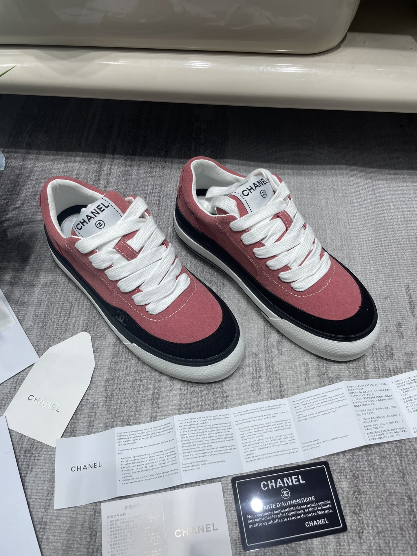 C-L Thick-soled color matching sneakers