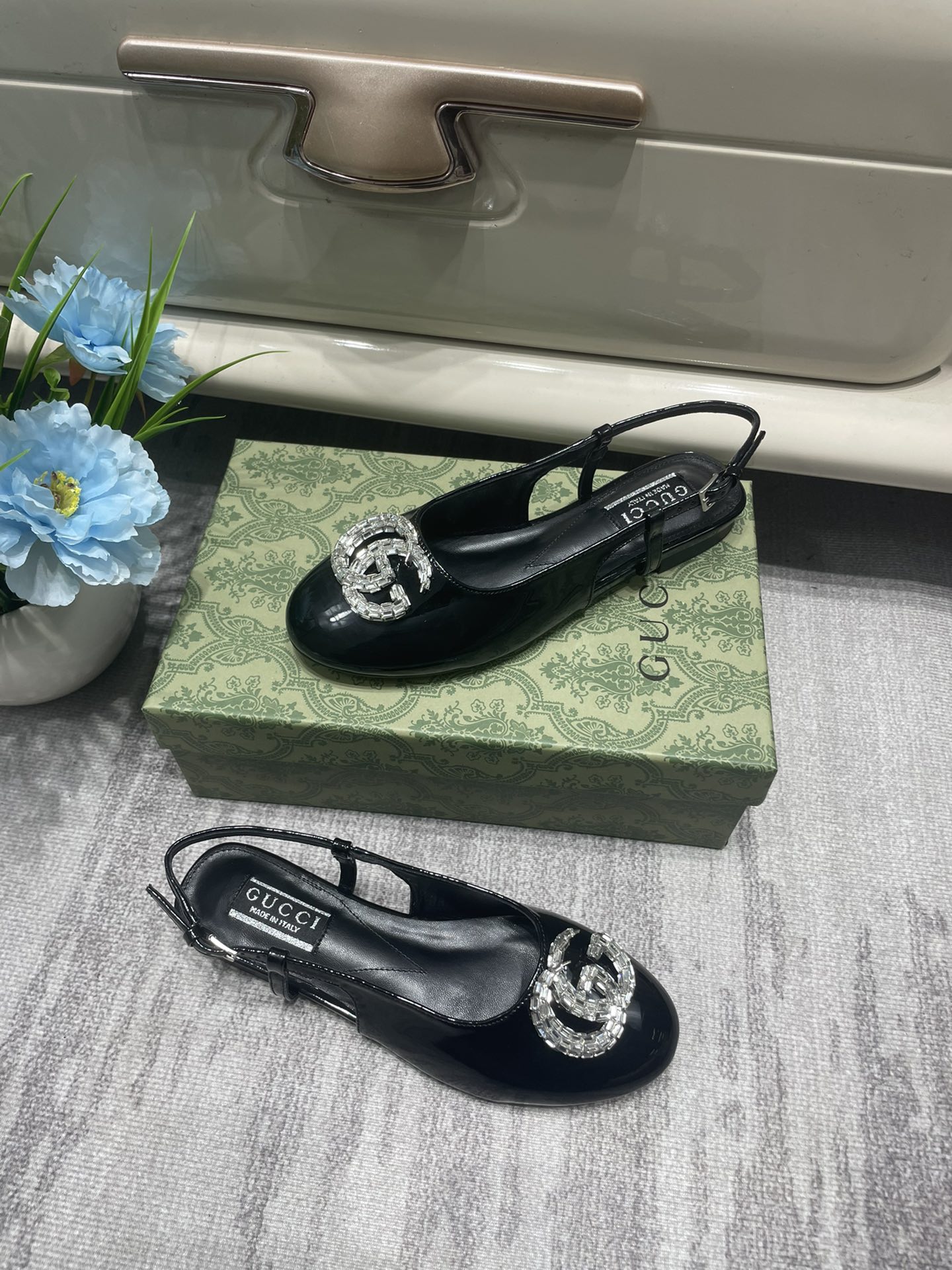 G-G New flat shoes