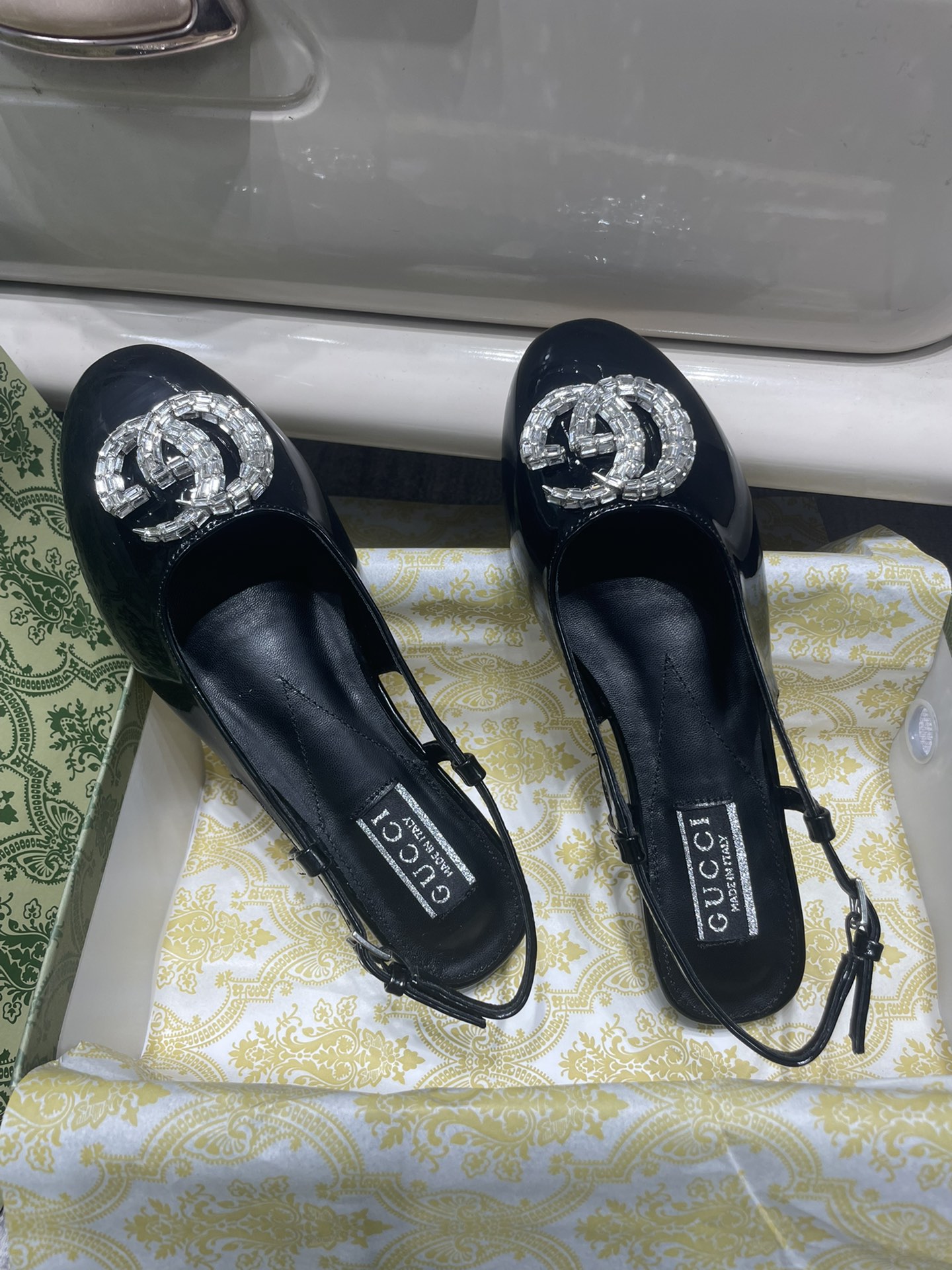 G-G New flat shoes