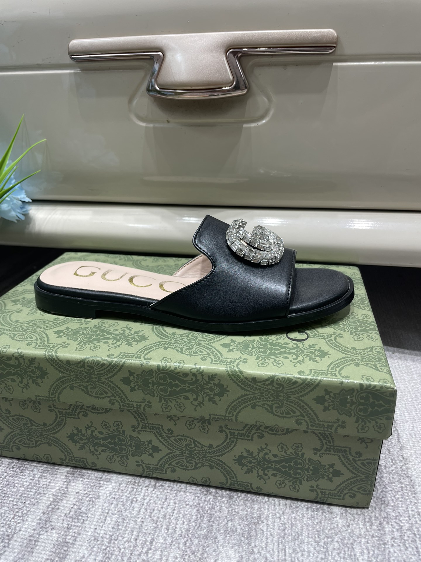 G-G New flat shoes