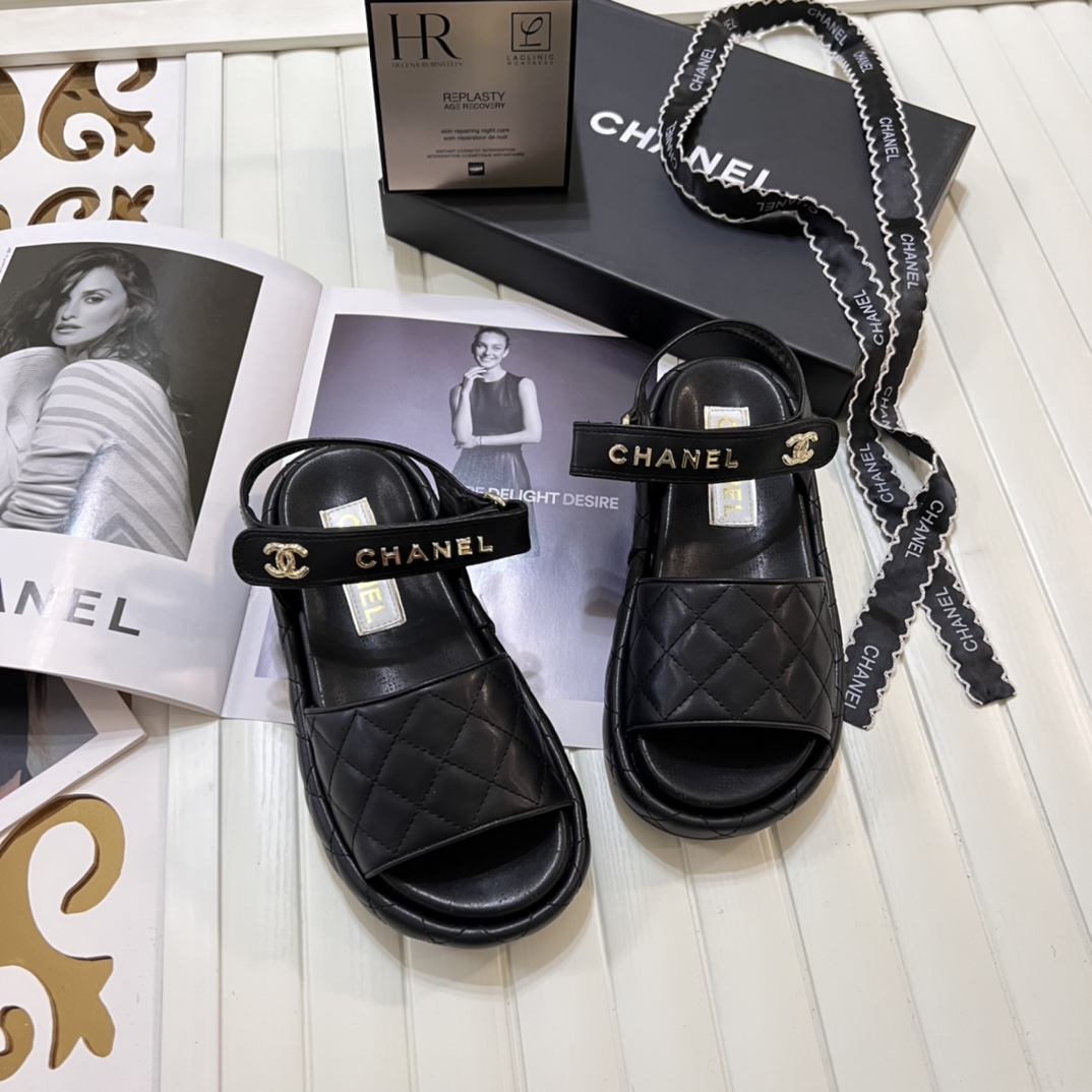 G-G Embroidered platform slippers/sandals