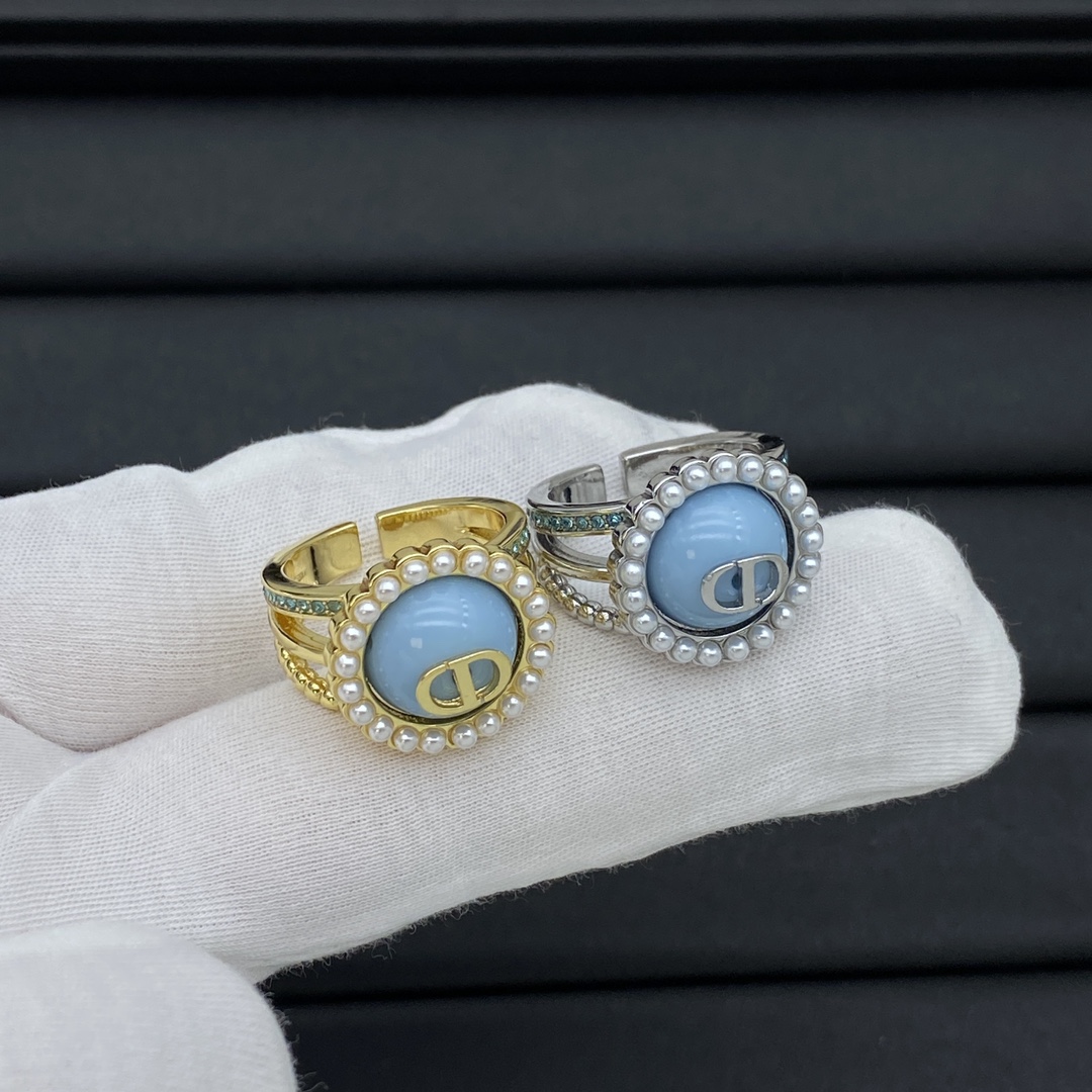D-R New ring