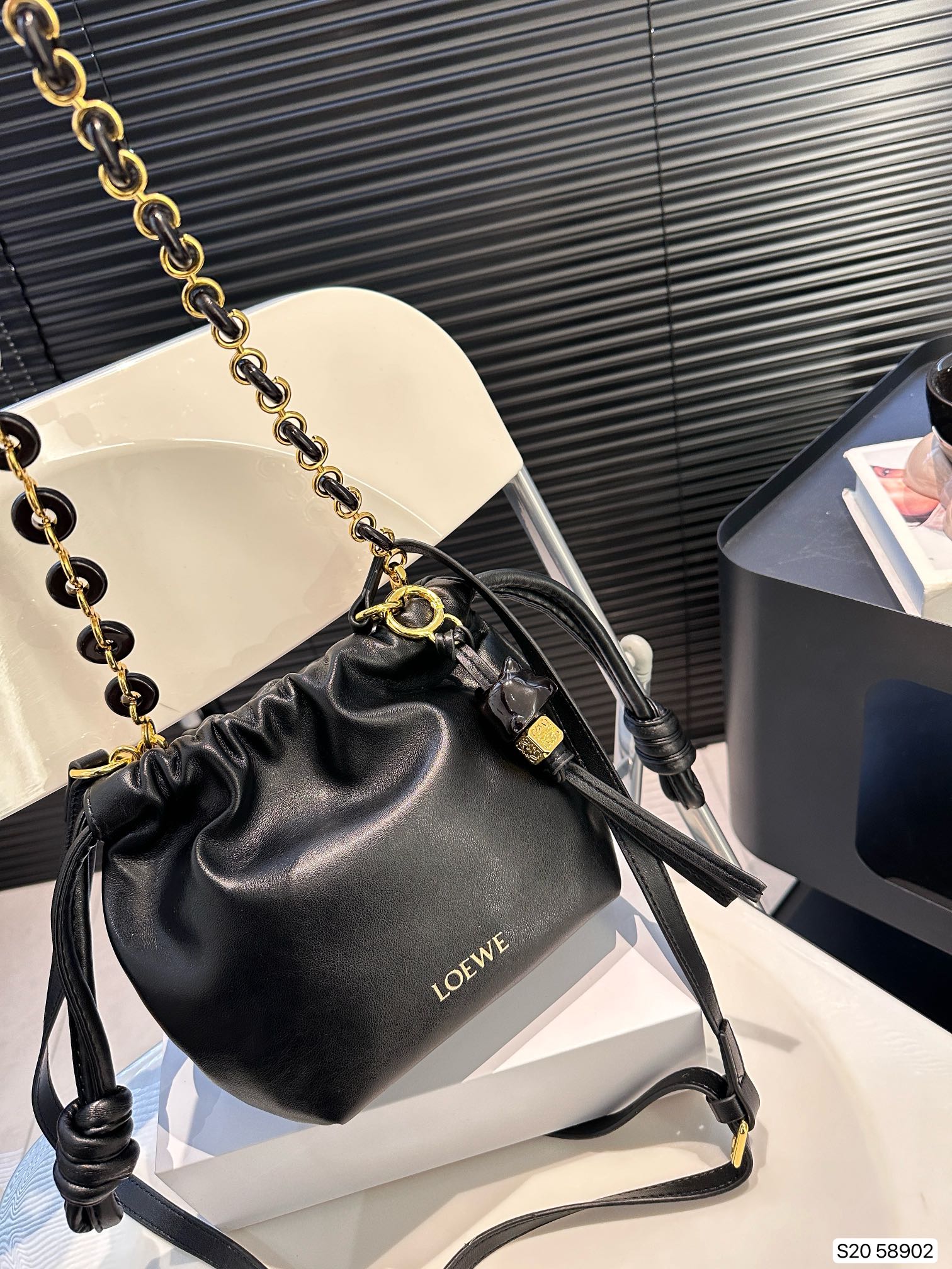 L-E Super delicate superimposed small blessing bag