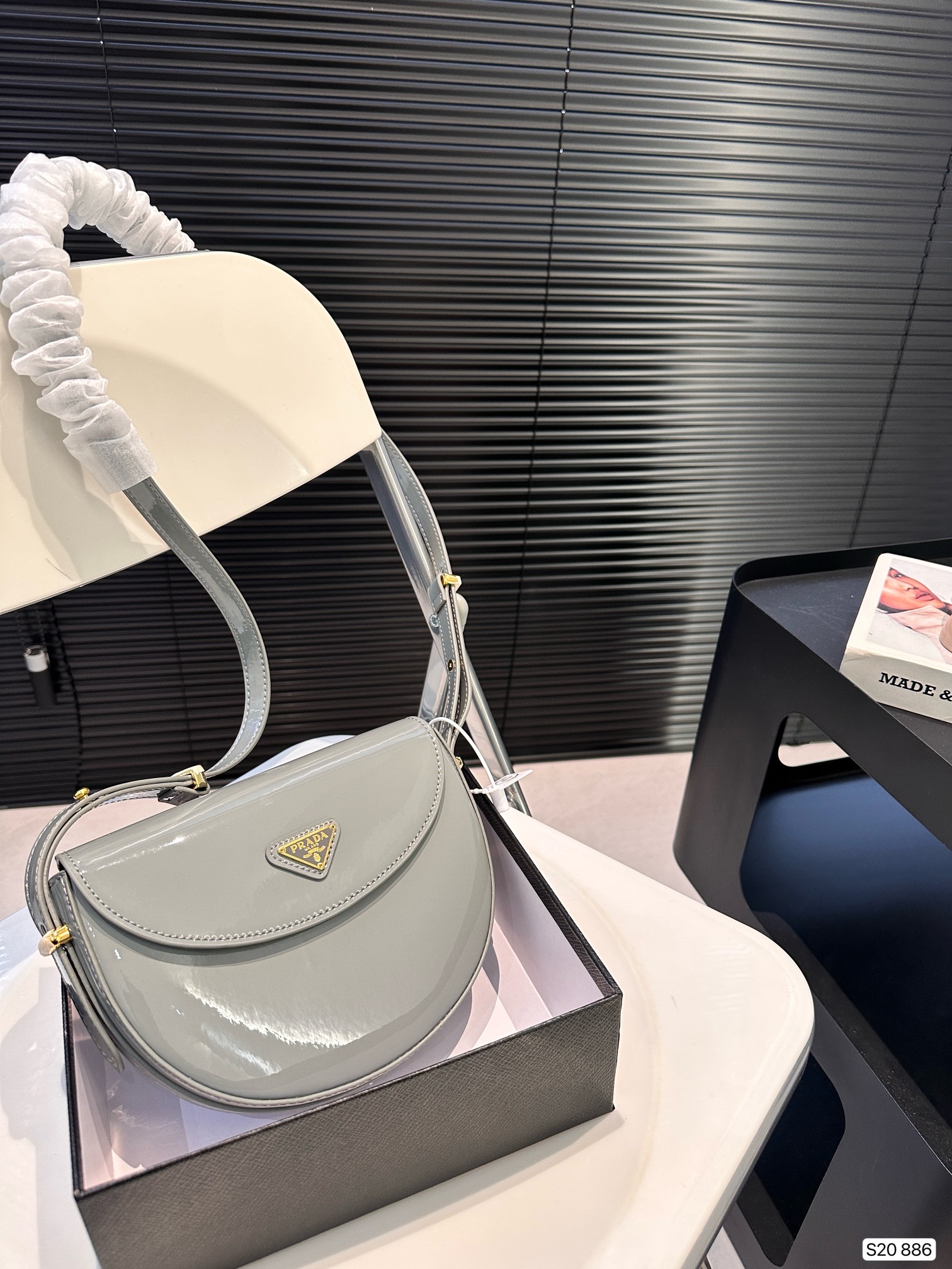 Fashion patent leather bag