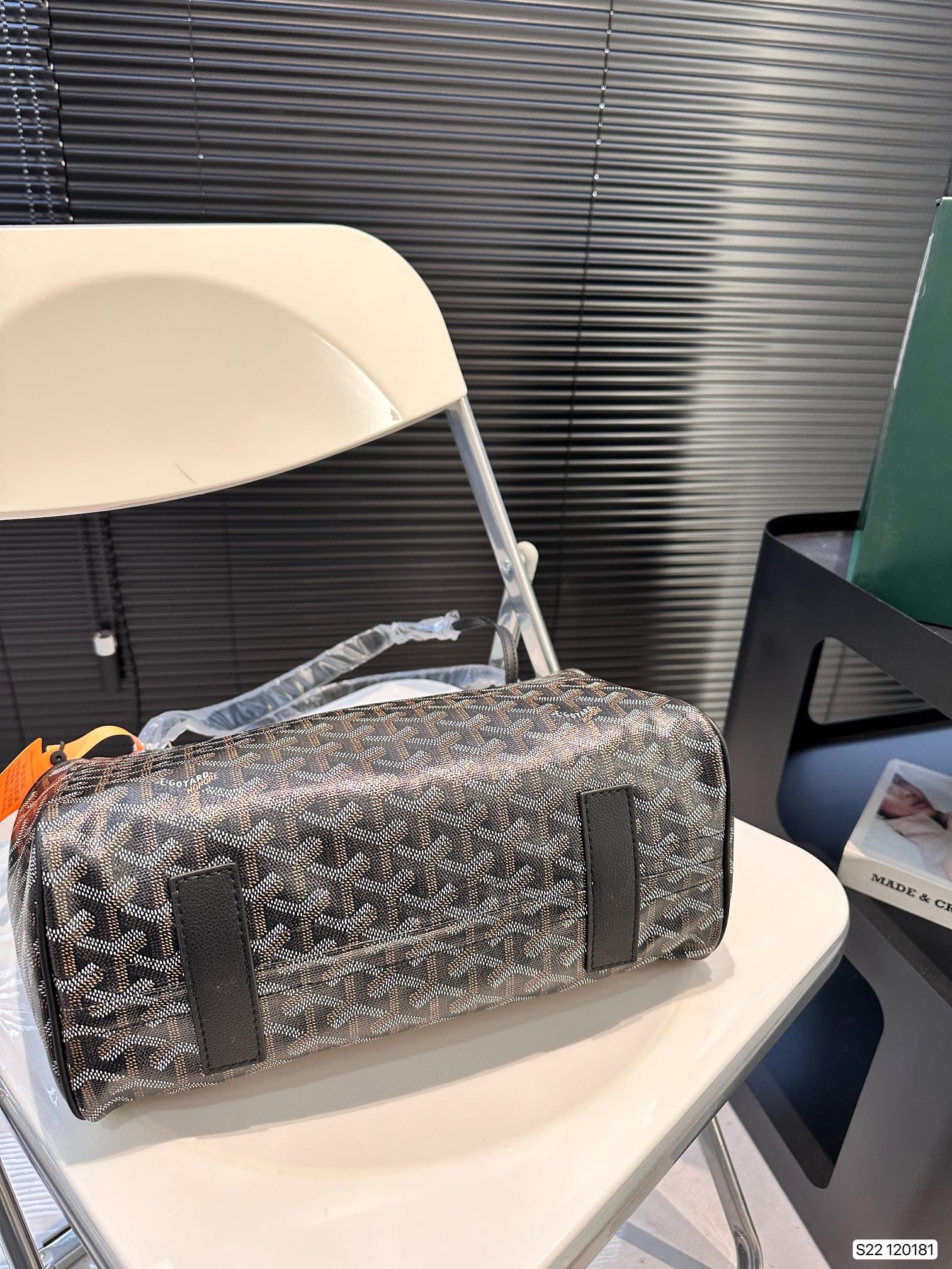 G-YARD Cute underarm bag |