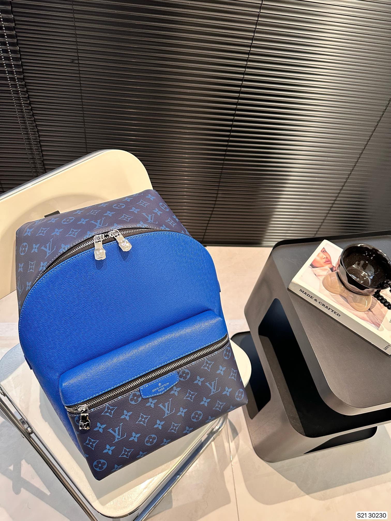 L-V Electroplated hardware with logo backpack