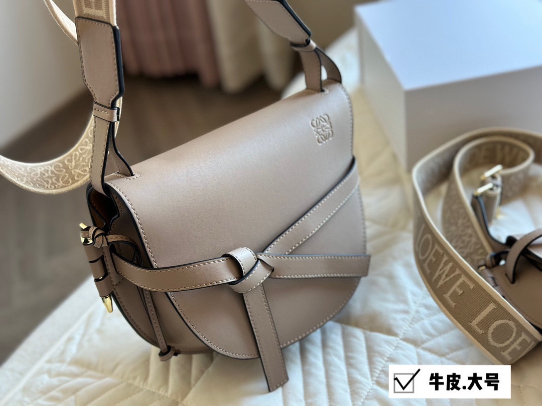 L-E Saddle bag messenger bag