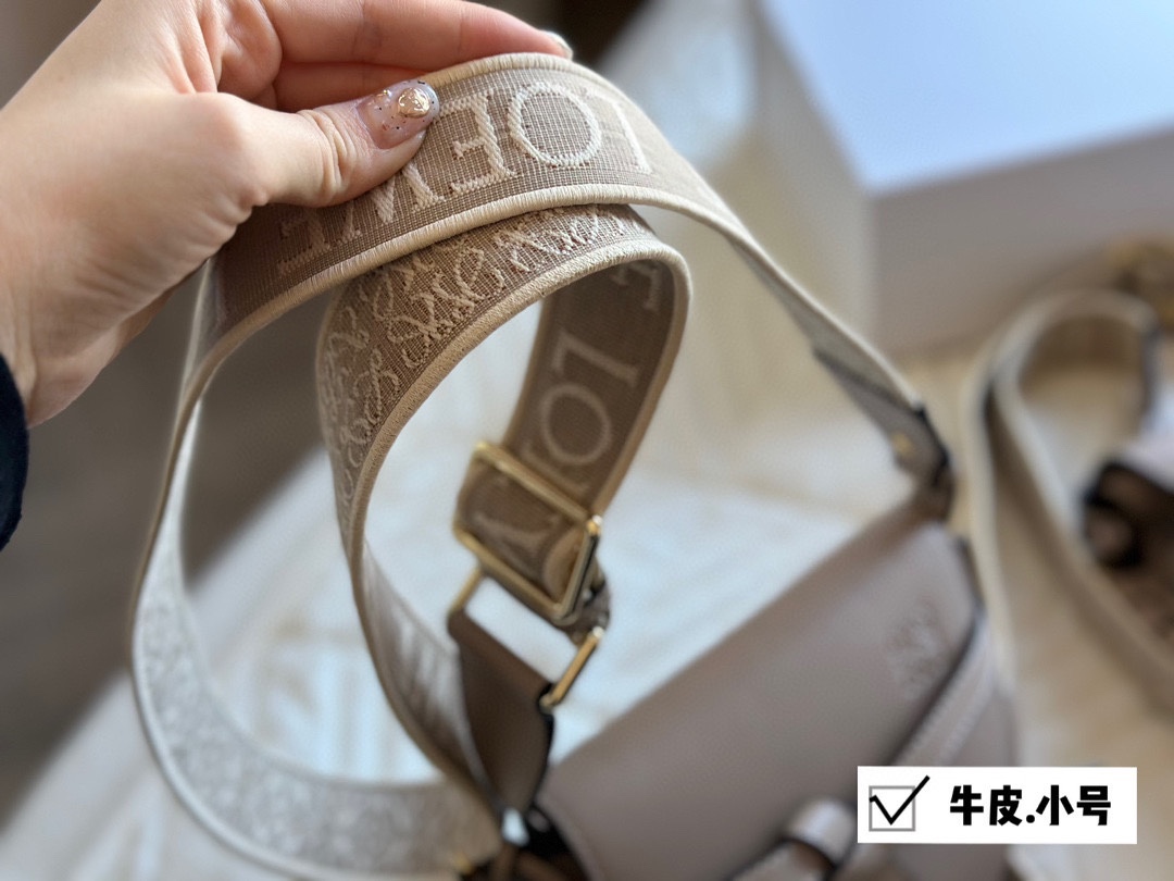 L-E Saddle bag messenger bag