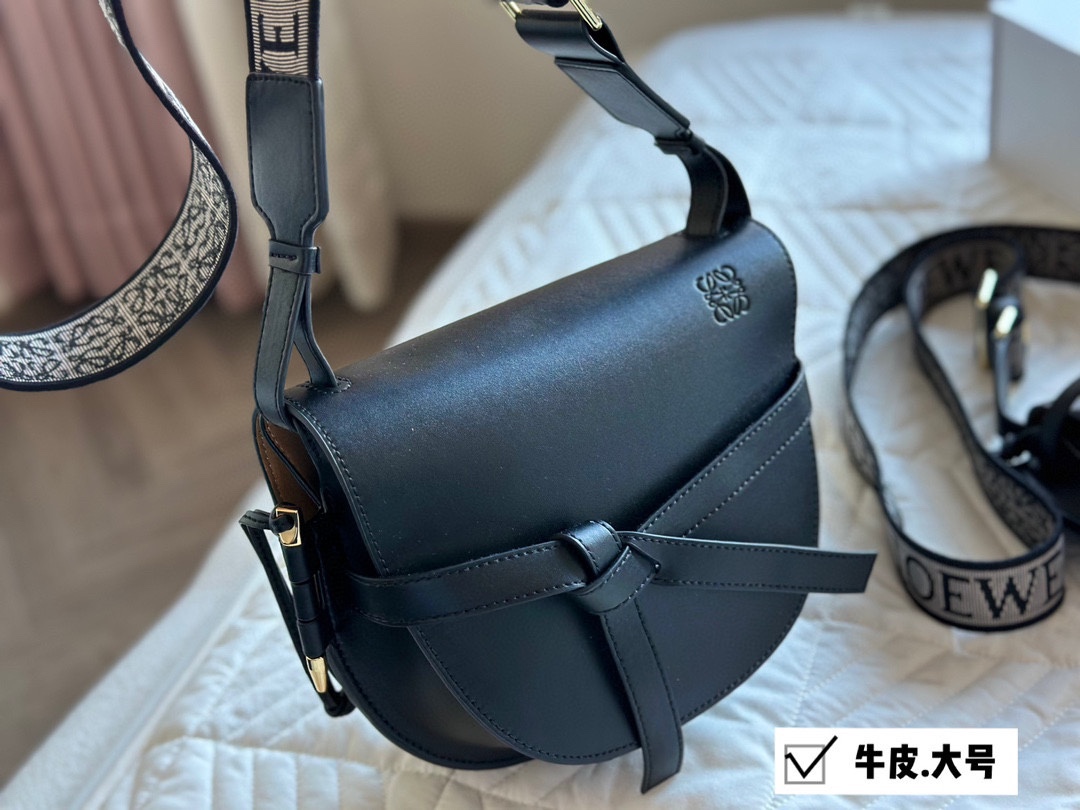 L-E Gate Bag saddle bag crossbody bag