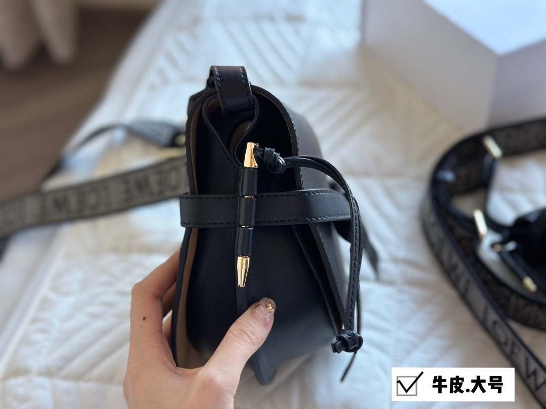 L-E Gate Bag saddle bag crossbody bag
