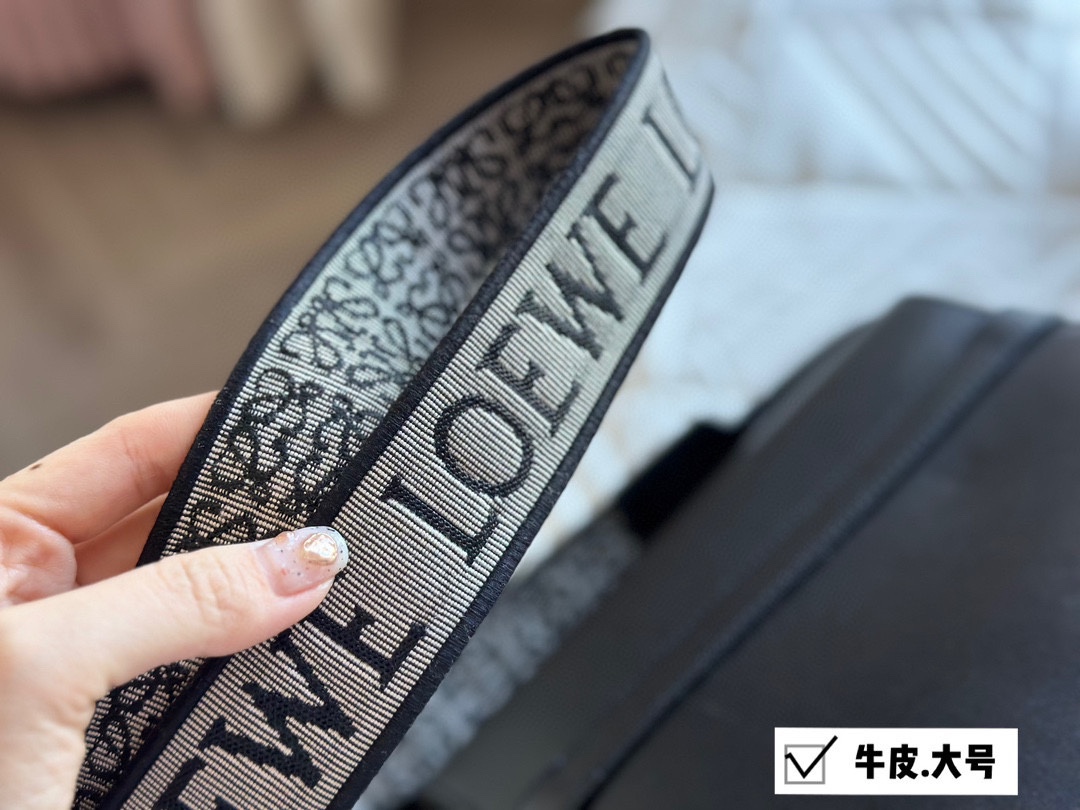 L-E Gate Bag saddle bag crossbody bag