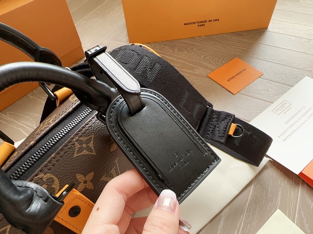 L-V Nigo Keepall  xs  21 Pillow bag