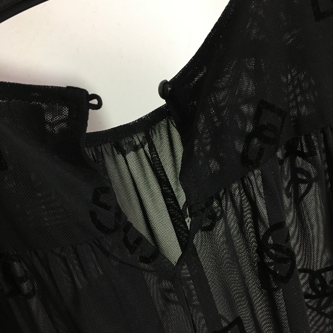 D-G New flocking logo letters thin perspective sunscreen shirt