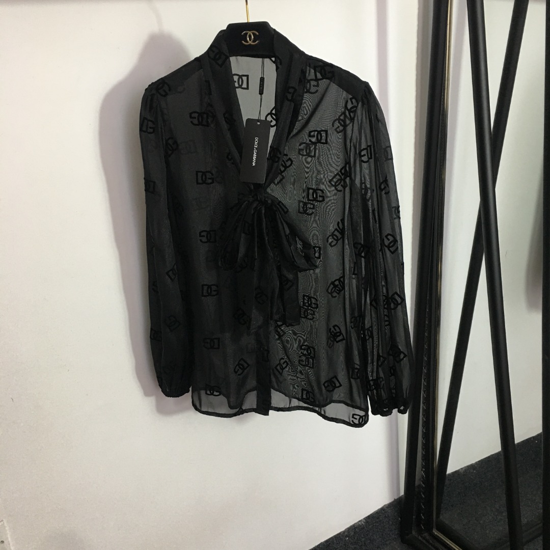 D-G Temperament bow collar flocking letters perspective sunscreen long sleeve shirt,