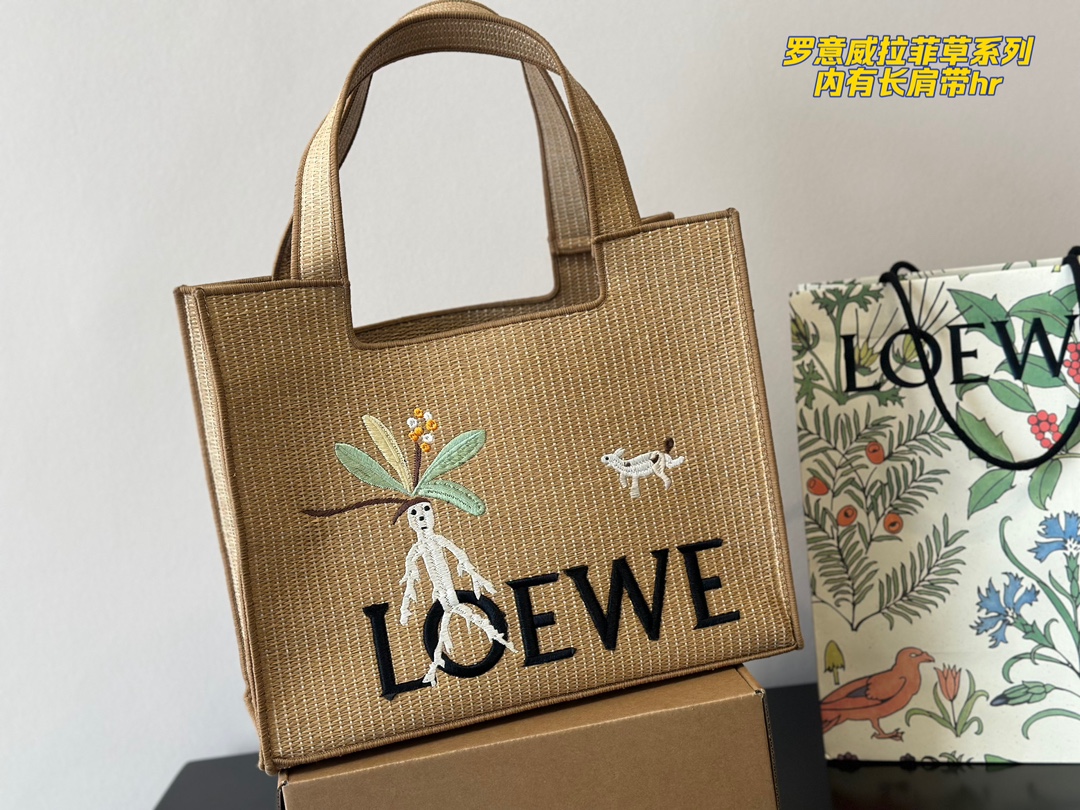 L-E Straw tote bag