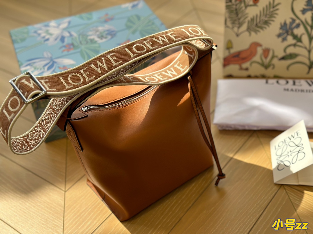 L-E Cubi lunch box Bao