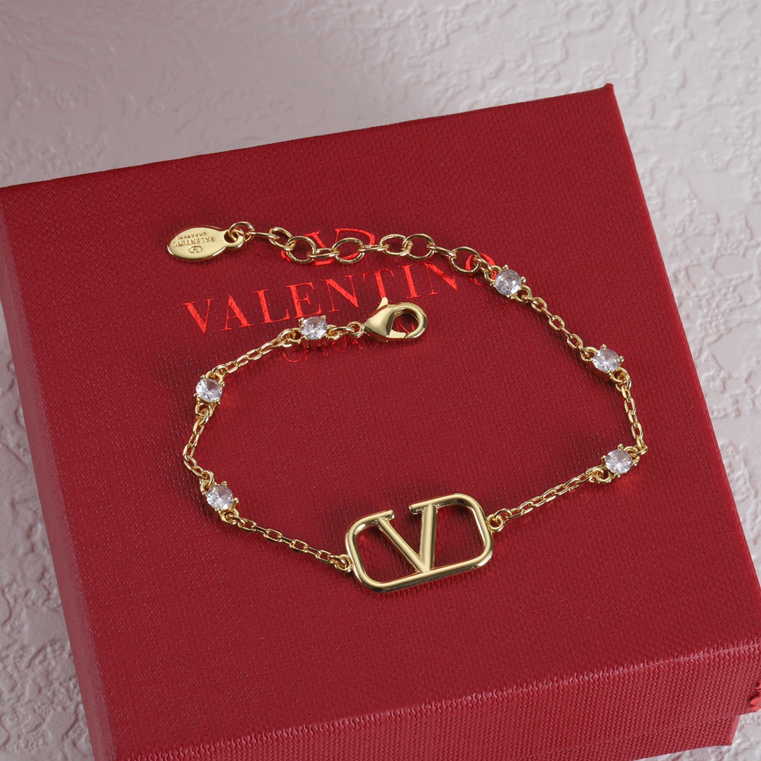 V-NO New bracelet
