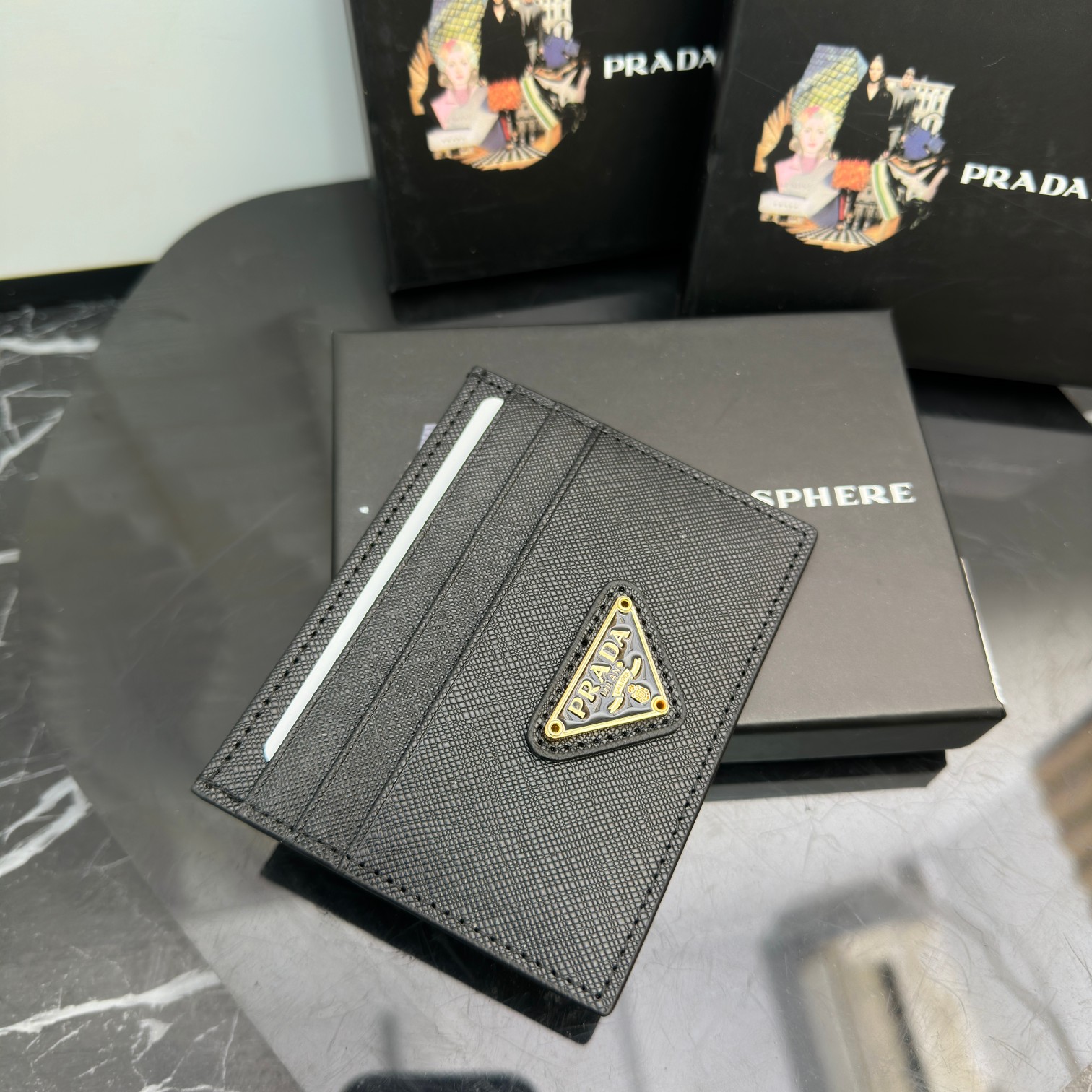 P-A Explosive leather card bag