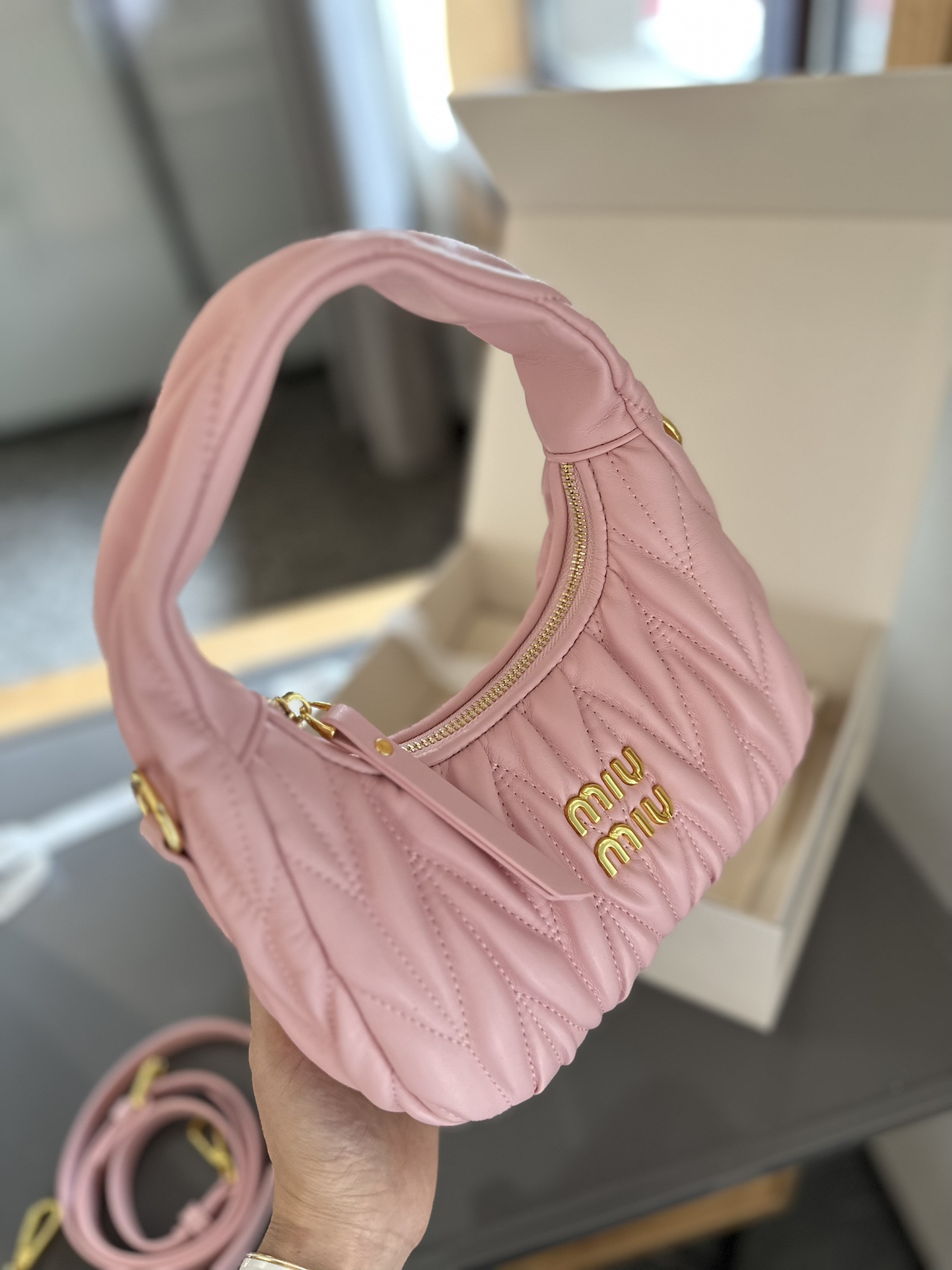 MIU Handheld pleated bag hobo underarm bag