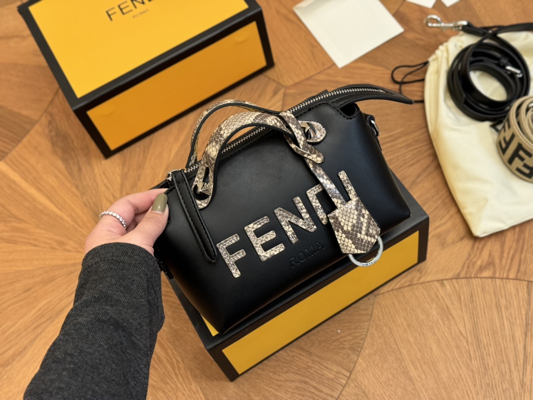 F-I Bytheway Boston bag